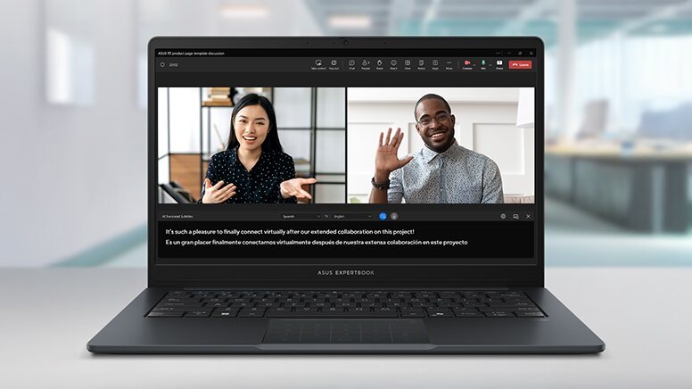桌上有一部 ExpertBook 笔记本电脑，显示 ASUS AI ExpertMeet 的图片